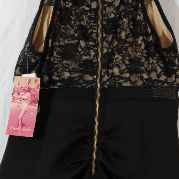 Emerald Sundae Core Social Women's Black Lace Top Cocktail Dress Size Large - Picture 7 of 9